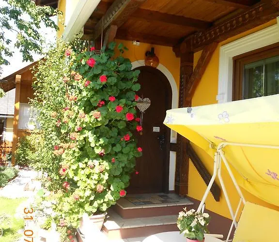 Hinterdorfer 아파트